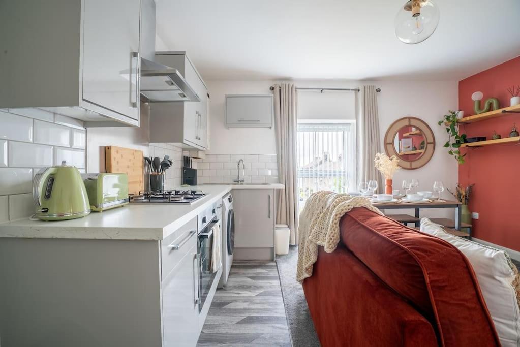 The Station Apartment Yeadon
