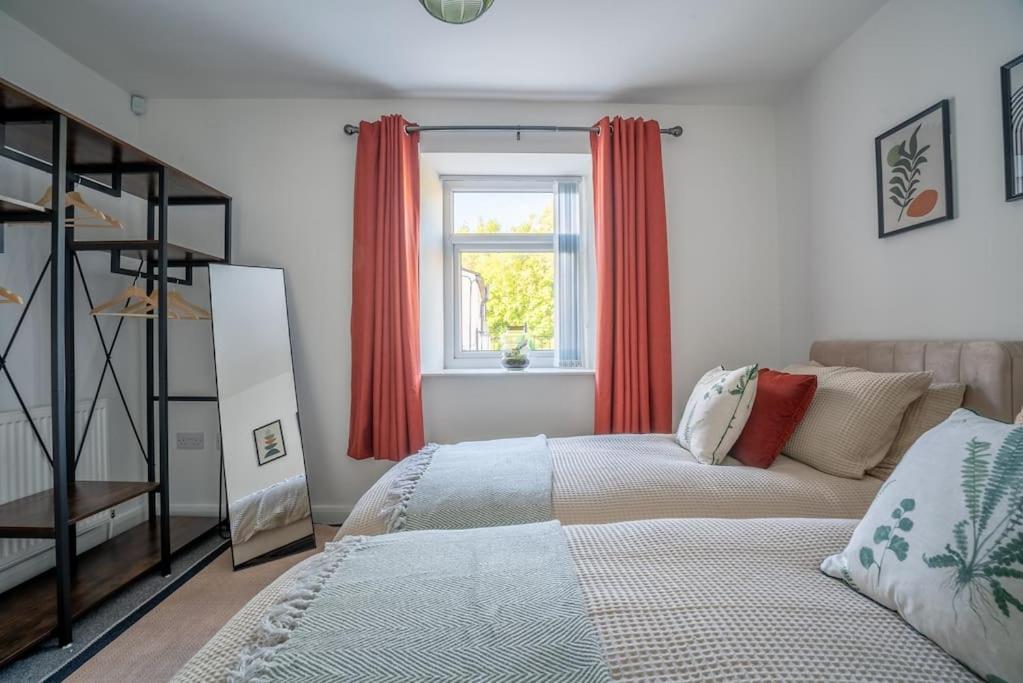 The Station Apartment *